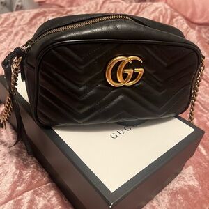 Gucci black leather purse authentic
